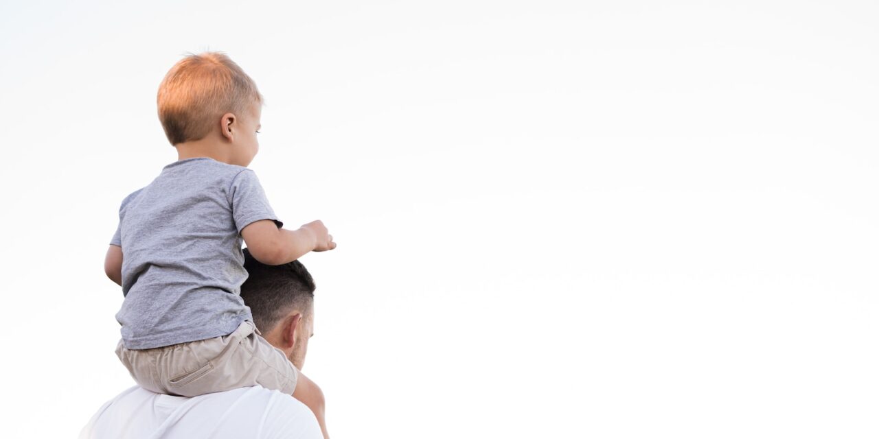 How to relieve the pressures on new dads at work