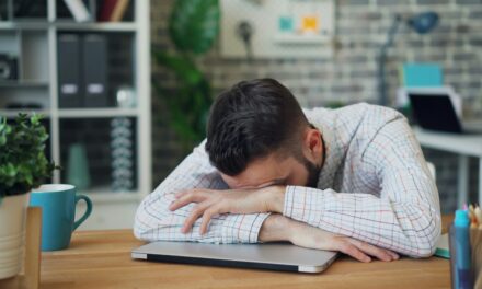 Burnout epidemic – 1 in 3 Brits feel frazzled by work this summer 