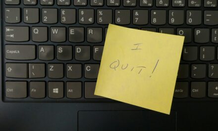 5 signs you should quit your job…