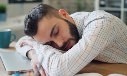 Catching Zzzs on the Clock? 70% of Brits Admit to Workplace Napping